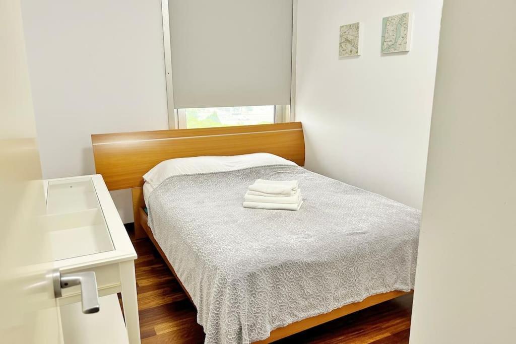 Ral48 Apartment Sant Adria de Besos Luaran gambar