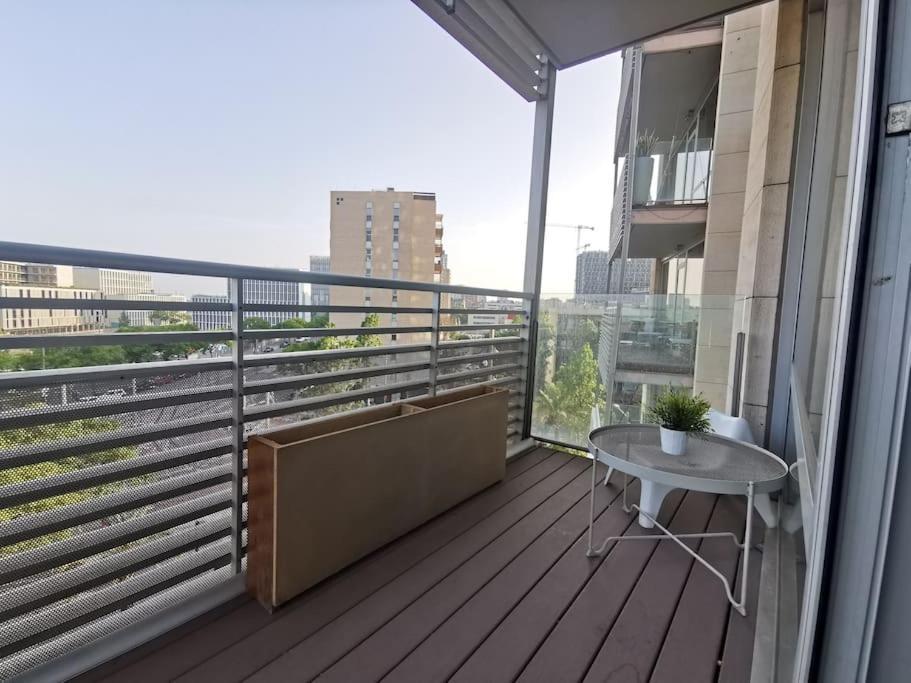 Ral48 Apartment Sant Adria de Besos Luaran gambar